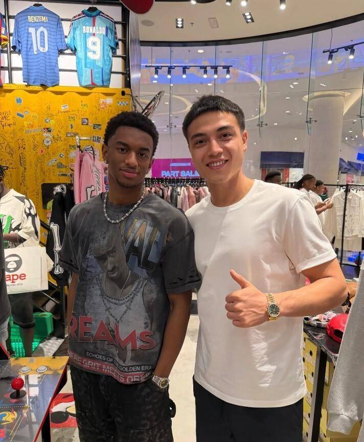 新葡京官网在线U22国足训练后游迪拜！海